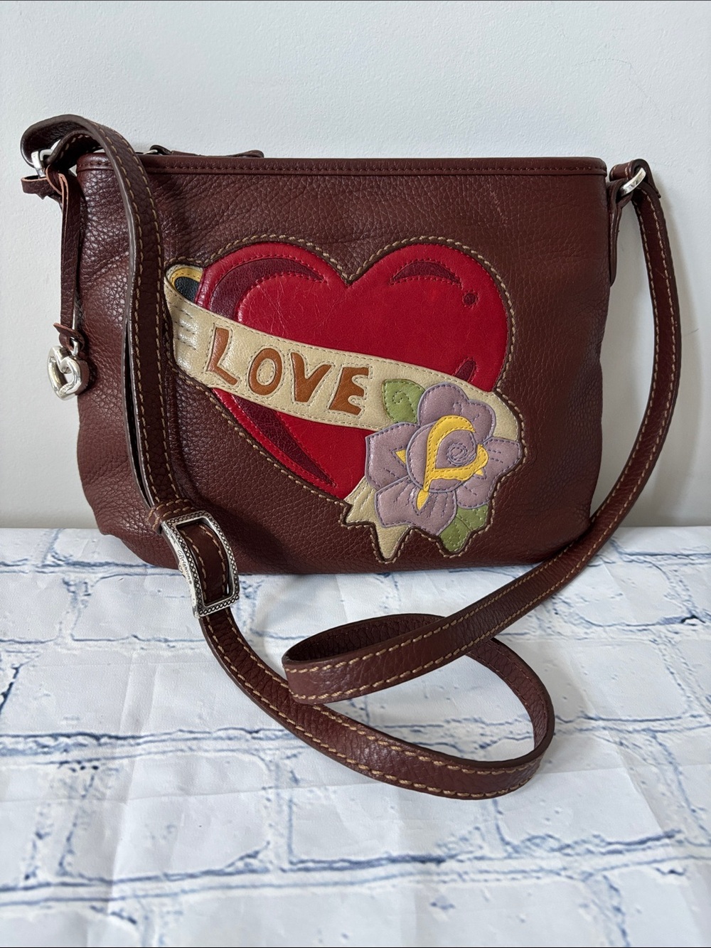 Brighton Brown Pebble Leather Crossbody Bag "LOVE" Heart Flower Patch Vintage